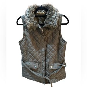 Kenar Quilted Olive Green Faux Fur Collar Vest Size S